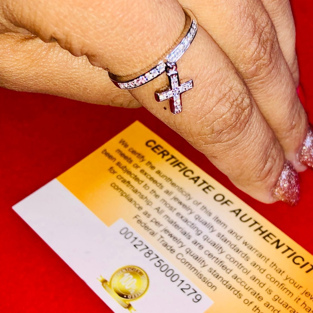 White gold vermeil dangle cross ring, beautiful statement ring size 9 cross ring - Picture 5 of 5